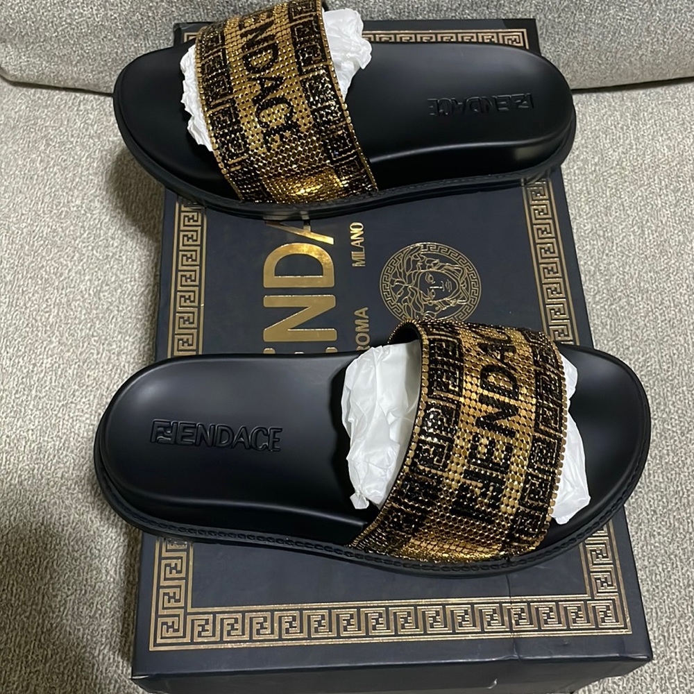 Fendace slides